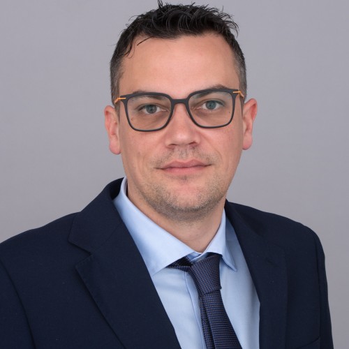 Ansprechpartner - Italy TEST-FUCHS Ansprechpartner - Italy