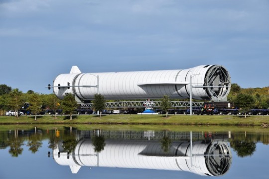 BLUE ORIGIN WÄHLT HYDRAULIKBODENVERSORGUNGEN VON TEST-FUCHS FÜR DEN BAU EINER STRASSE INS WELTALL